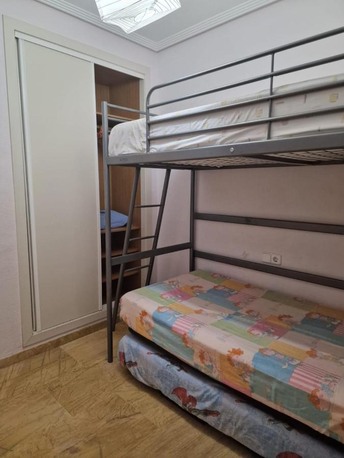 Apartamento En Bajo Con Jardin Y Patio En La Playa Oriola  Exterior foto