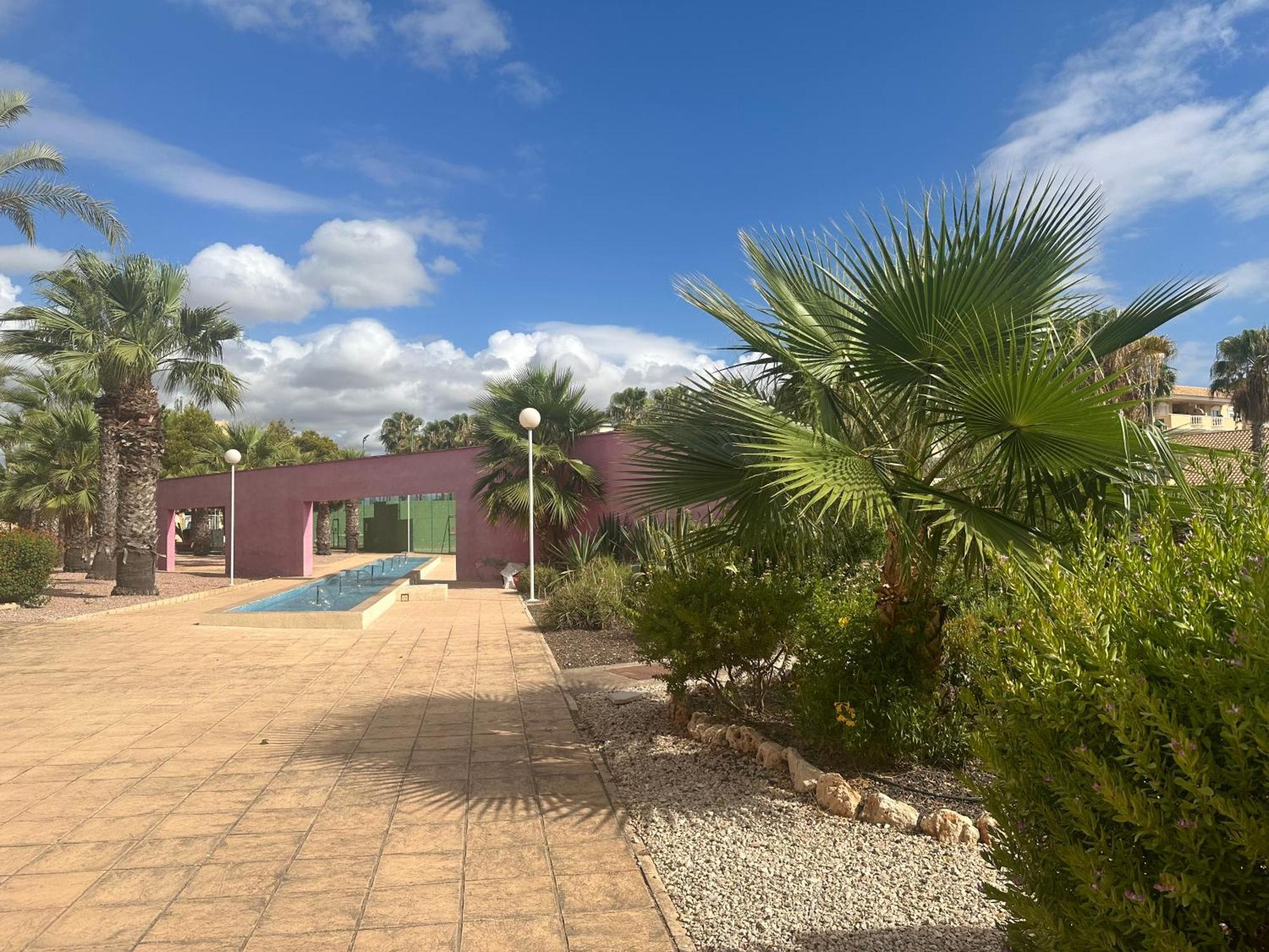 Apartamento En Bajo Con Jardin Y Patio En La Playa Oriola  Exterior foto